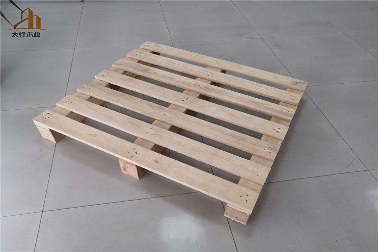 蘇州某精密零配件定制四面進(jìn)叉實木托盤